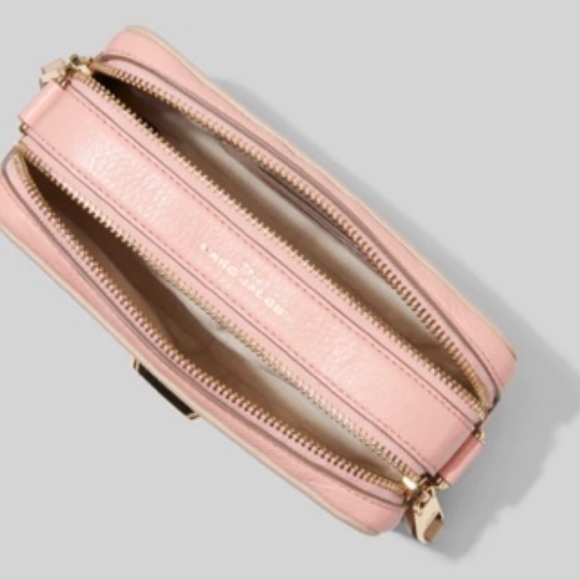 Marc Jacobs The Softshot 21 in Apricot Beige - Picture 5 of 16